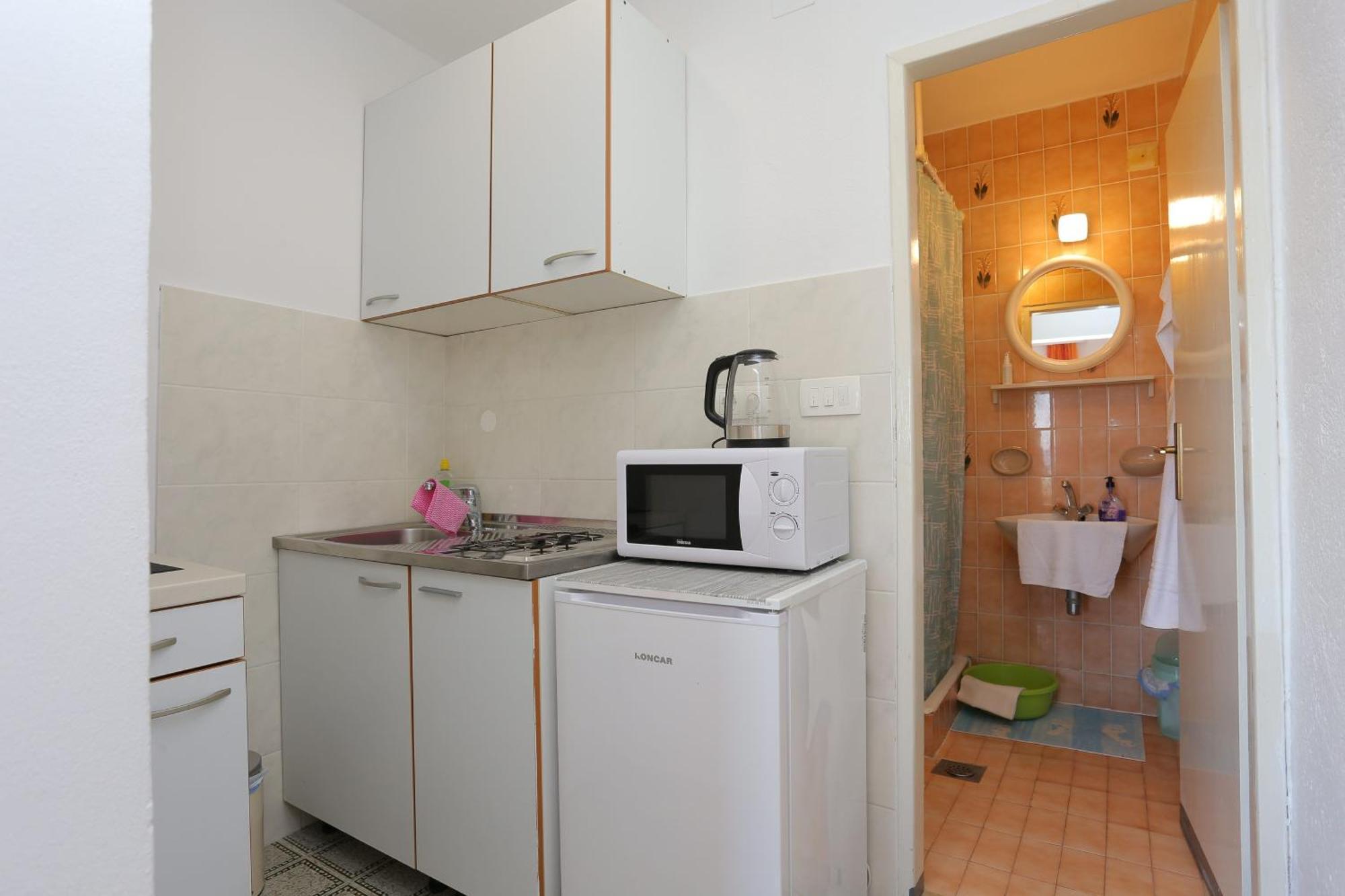 Apartments And Rooms With Parking Space Tucepi, Makarska - 5263 Ngoại thất bức ảnh