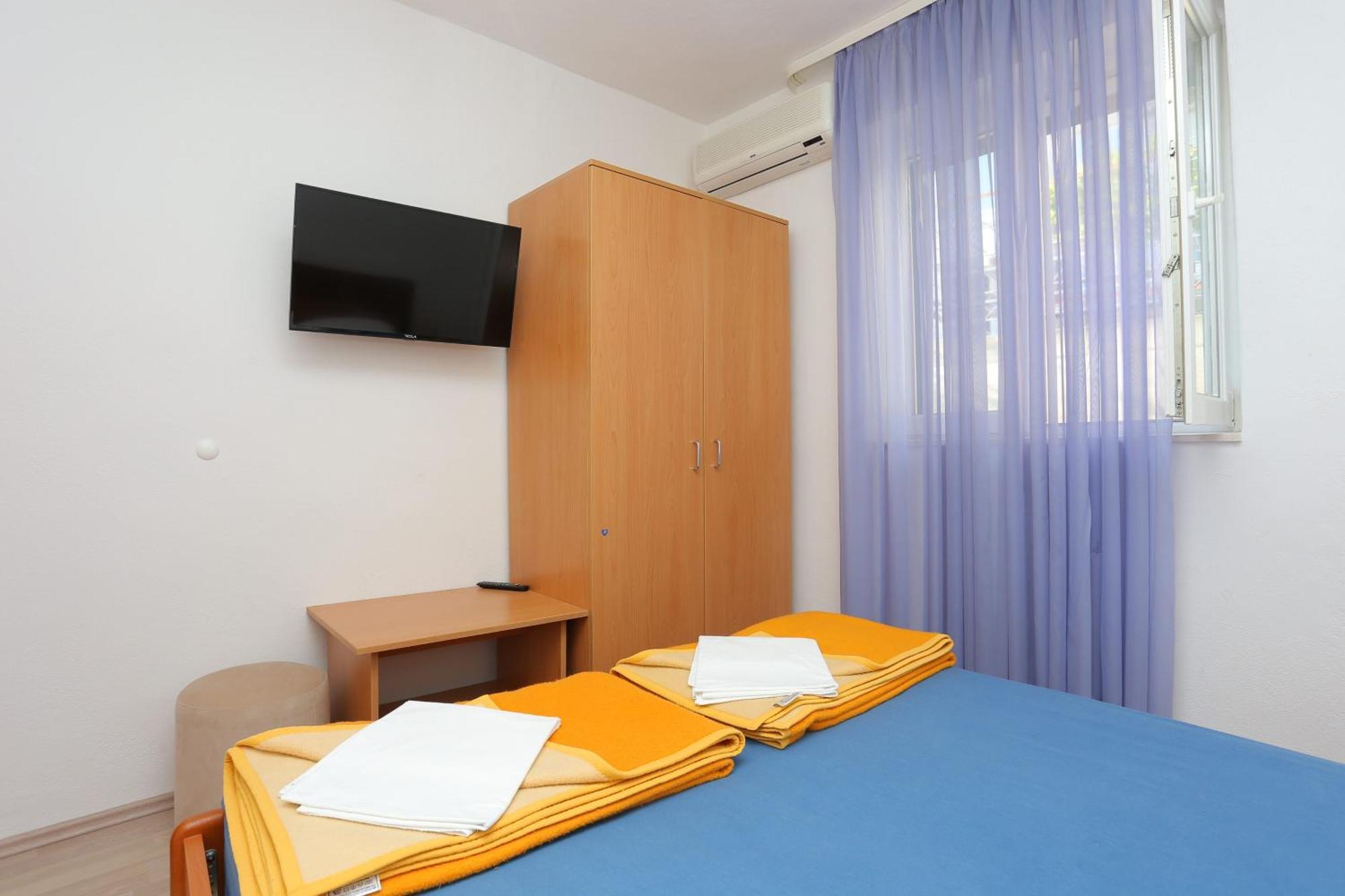 Apartments And Rooms With Parking Space Tucepi, Makarska - 5263 Phòng bức ảnh